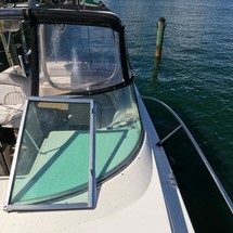Rinker Fiesta Vee 310