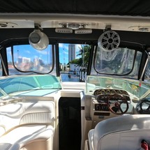 Rinker Fiesta Vee 310