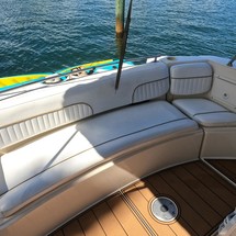 Rinker Fiesta Vee 310