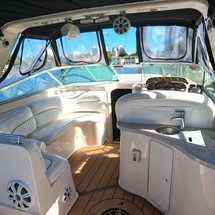 Rinker Fiesta Vee 310