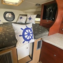 Rinker Fiesta Vee 310