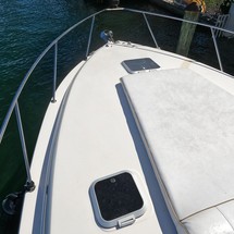 Rinker Fiesta Vee 310