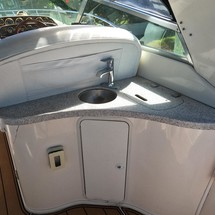 Rinker Fiesta Vee 310