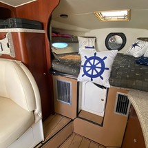 Rinker Fiesta Vee 310