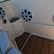Rinker Fiesta Vee 310