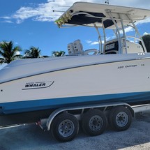 Boston Whaler 320 Outrage