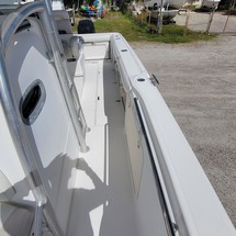 Boston Whaler 320 Outrage