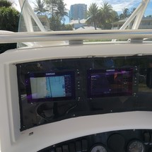 Boston Whaler 320 Outrage