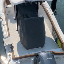 Sea Ray hunt ultra 211