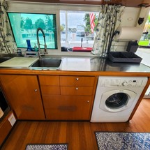 Lagoon 440