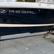 Regal 1900 ES