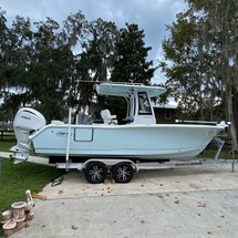 Sea Ray hunt ultra 211