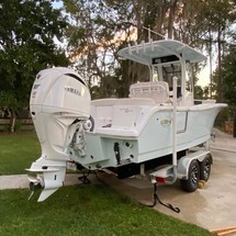 Sea Ray hunt ultra 211