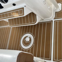 Century 2900 center console