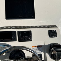 Century 2900 center console