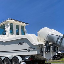 Boston Whaler 285 Conquest Pilothouse