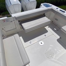 Boston Whaler 285 Conquest Pilothouse