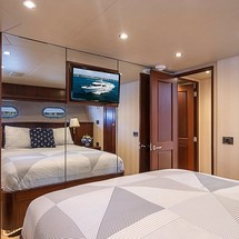 Neptunus 58 flybridge motoryacht