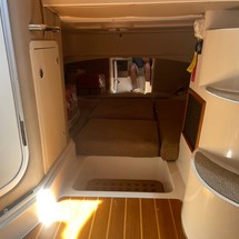 Grady-White Express 330