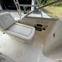 Grady-White Freedom 255