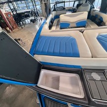 Malibu Wakesetter 25 LSV