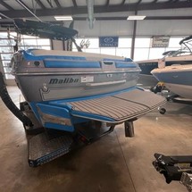 Malibu Wakesetter 25 LSV