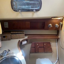 Island gypsy 32 sedan