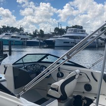 Sea ray 19 spx