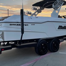 Malibu Wakesetter 25 LSV