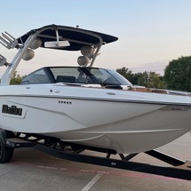 Malibu Wakesetter 25 LSV