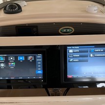 Grady-White Canyon 306