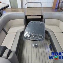 Princecraft Quorum 23 XT