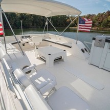 Nautibuoy sport and voyager series platforms