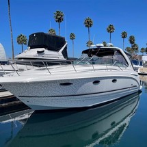 Chaparral 330 Signature