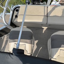 Sun Tracker Fishin Barge 22 DLX