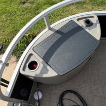 Sun Tracker Fishin Barge 22 DLX