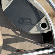 Sun Tracker Fishin Barge 22 DLX