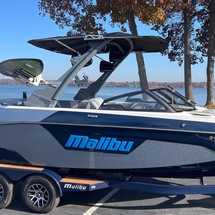 Malibu Wakesetter 23 LSV