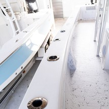Intrepid 26 center console