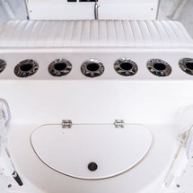 Intrepid 26 center console
