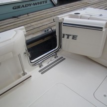 Grady-White Freedom 335