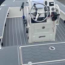 Hewes 16.9 redfisher