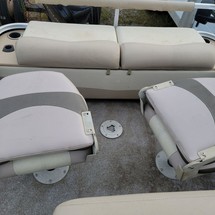 Sun Tracker Fishin Barge 22 DLX