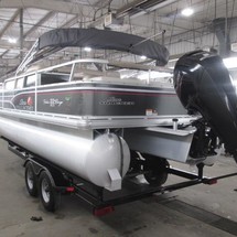 Sun Tracker Fishin Barge 22 DLX
