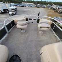 Sun Tracker Fishin Barge 22 DLX