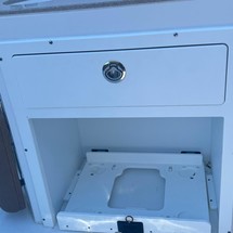 Sea Ray hunt ultra 211