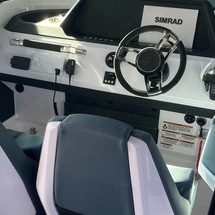 Axopar 28 T-Top