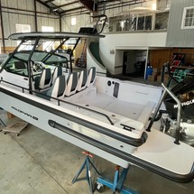 Axopar 28 T-Top