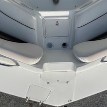 Hurricane 201 sundeck sport