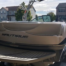 Super Air Nautique 210